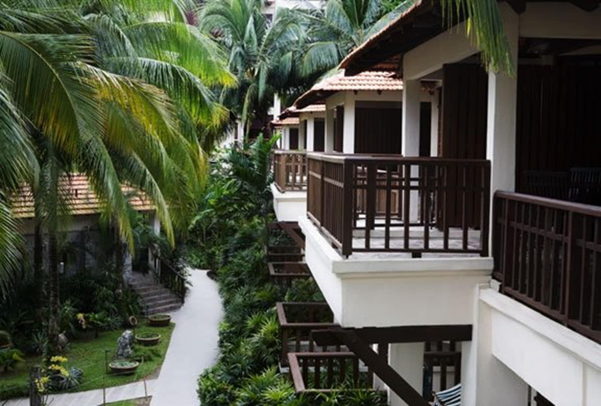 Avillion Port Dickson Hotel Exterior photo The resort's rooms