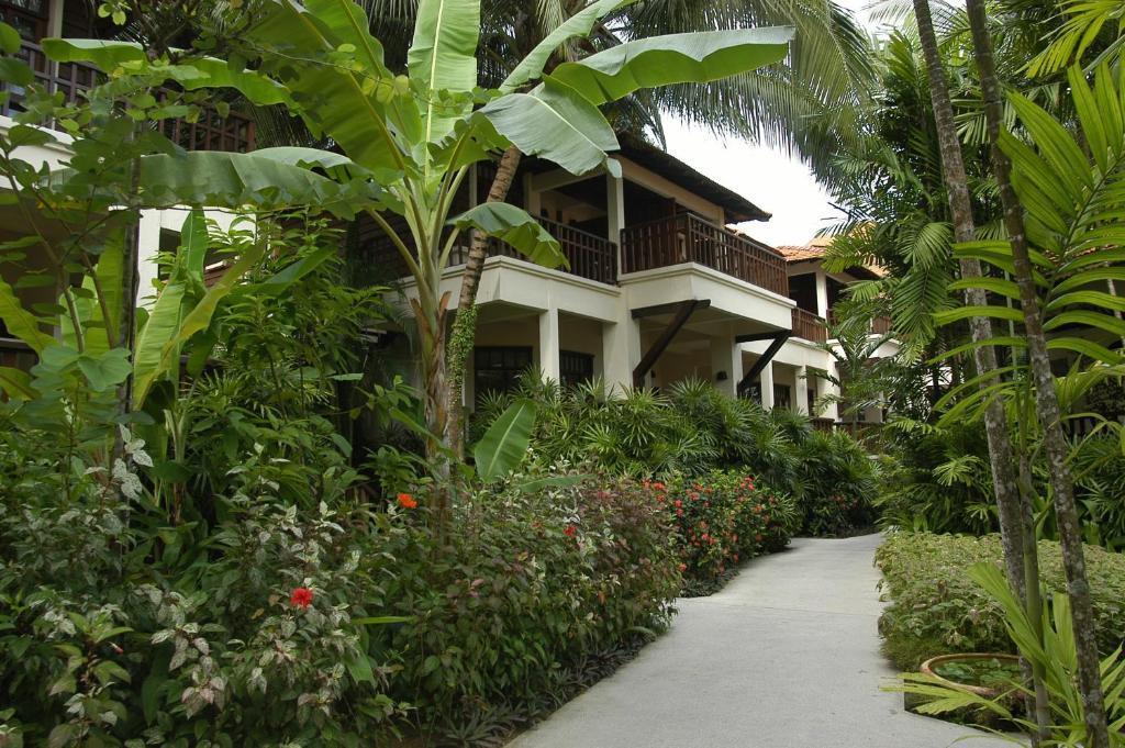 Avillion Port Dickson Hotel Exterior photo The E and O Hotel