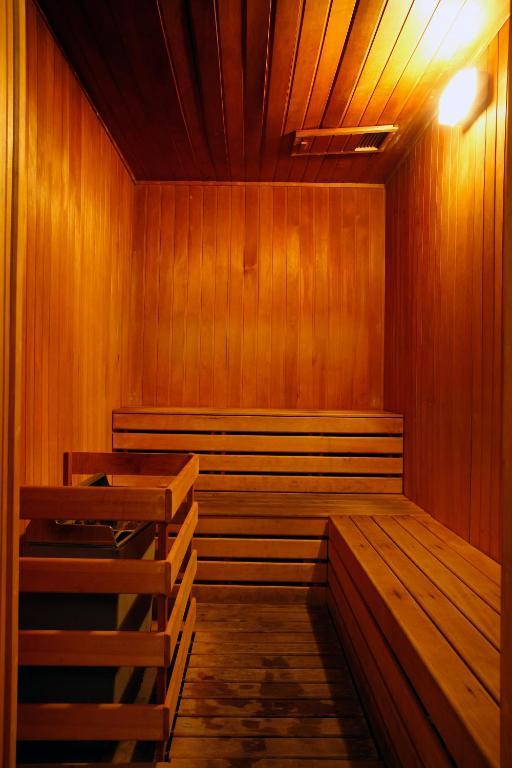 Avillion Port Dickson Hotel Exterior photo A Finnish sauna