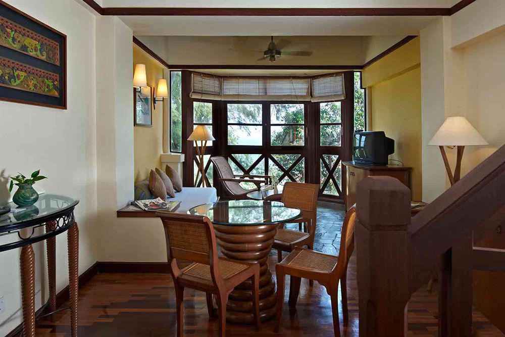 Avillion Port Dickson Hotel Exterior photo A living room in a suite at the Shangri-La Tanjung Rhu Resort, Langkawi, Malaysia